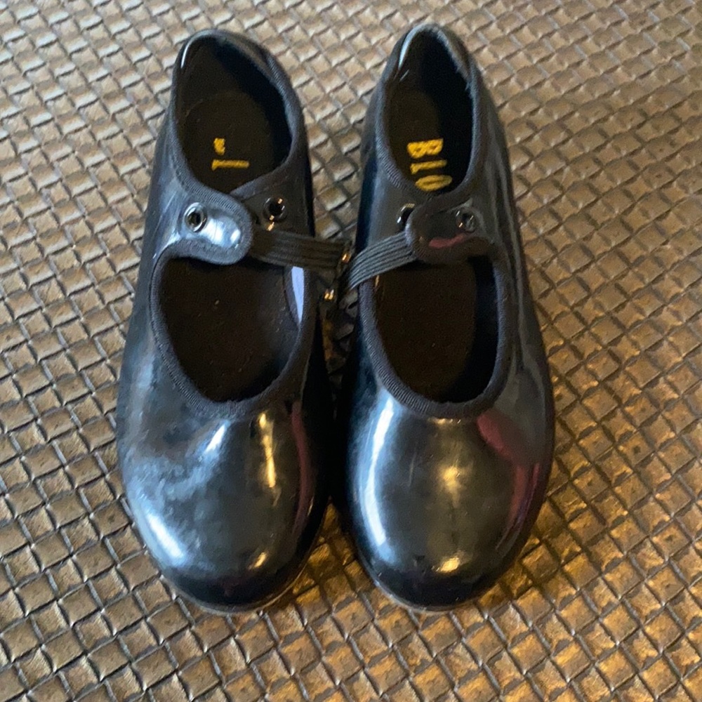 Tap shoes